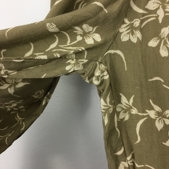 2/$20 American Eagle Outfitters Floral Pants - Picture 3 of 6